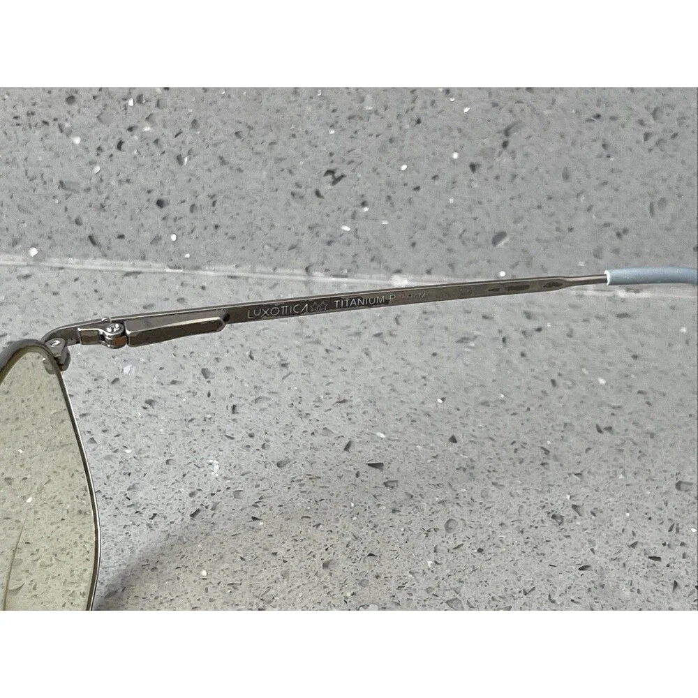 Luxottica titanium Eyeglasses Frames ONLY 1009 4014 52-19-135 silver full rim